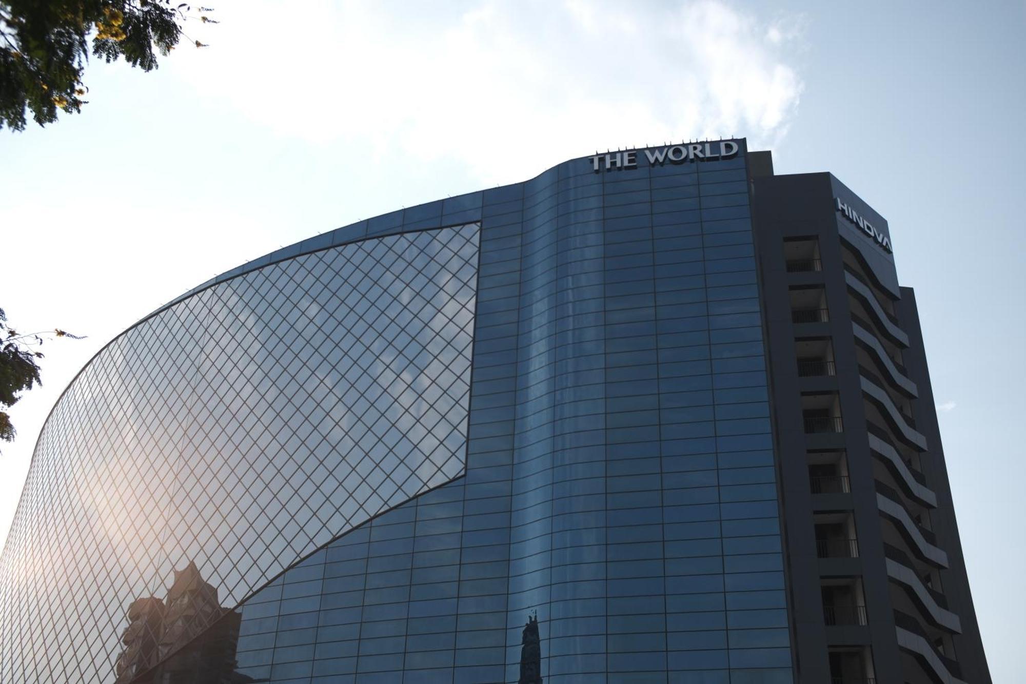 The World Surat Exterior foto